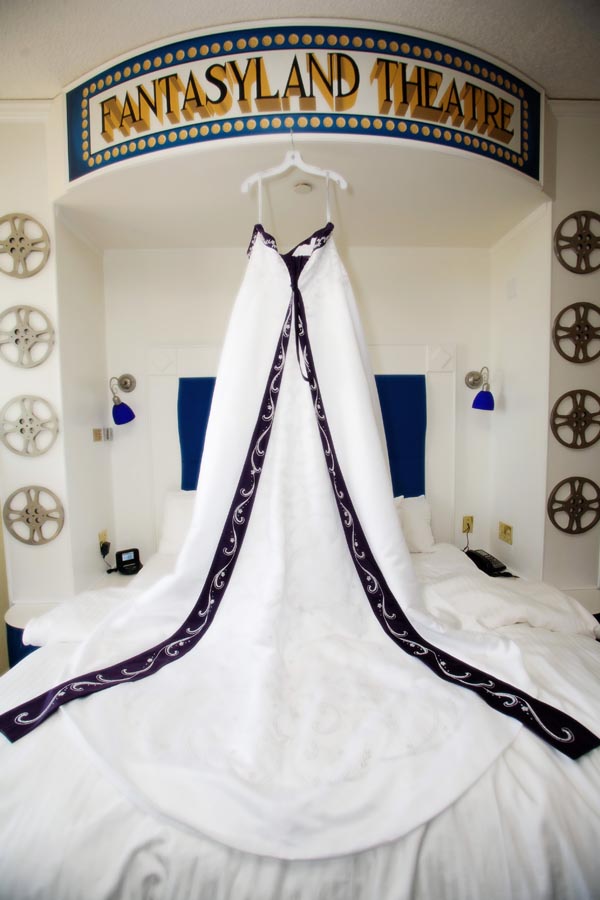 Edmonton Wedding photographers - Wedding Photography in Edmonton - Fine Art Wedding Photographs at McGrath Mansion