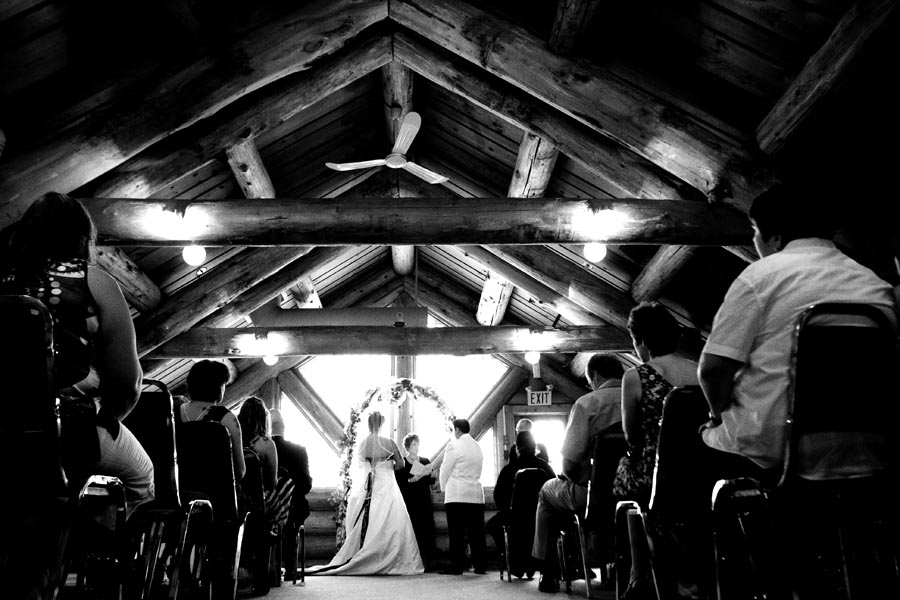 Edmonton Wedding photographers - Wedding Photography in Edmonton - Fine Art Wedding Photographs at McGrath Mansion