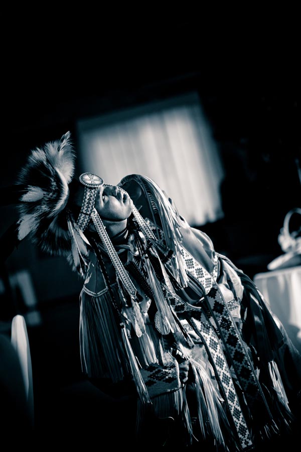 Edmonton Wedding photographers - Wedding Photography in Edmonton - Fine Art Wedding Photographs at McGrath Mansion