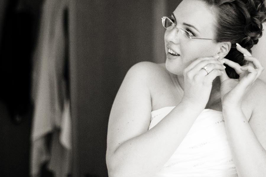 Edmonton Wedding Photographer - Wedding Photography in Edmonton - Getting Ready Photographs